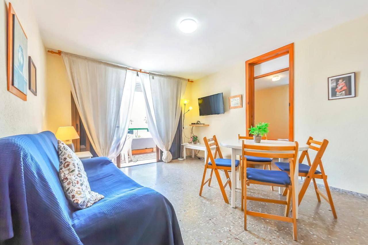 Apartment Near Playa De Las Americas With Wifi And Pool, Tenerife Sur Esterno foto