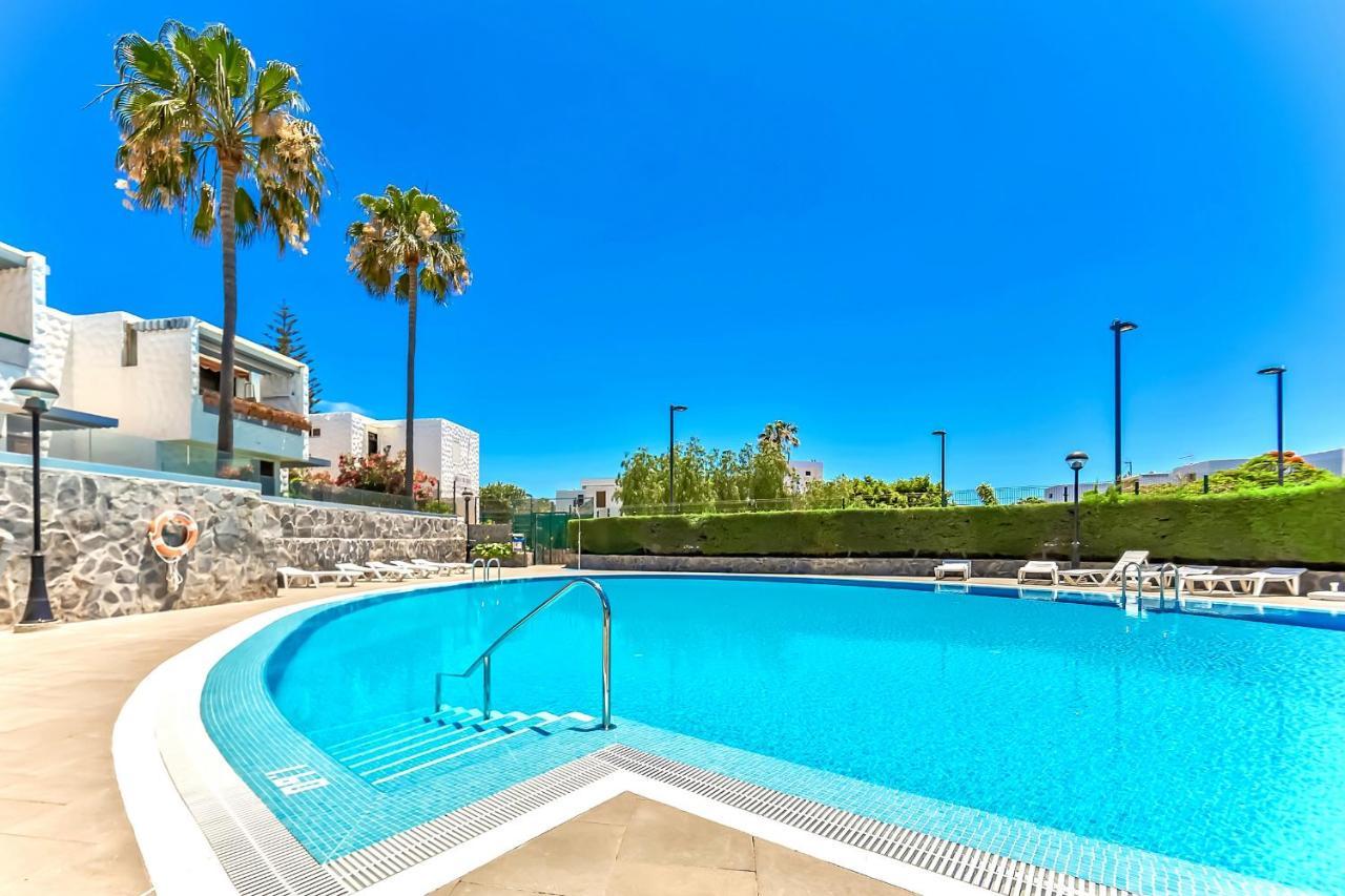 Apartment Near Playa De Las Americas With Wifi And Pool, Tenerife Sur Esterno foto