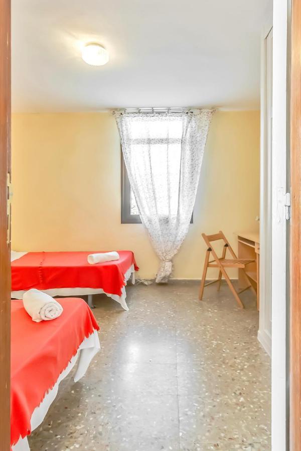 Apartment Near Playa De Las Americas With Wifi And Pool, Tenerife Sur Esterno foto