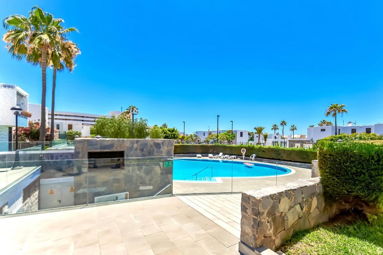 Apartment Near Playa De Las Americas With Wifi And Pool, Tenerife Sur Esterno foto